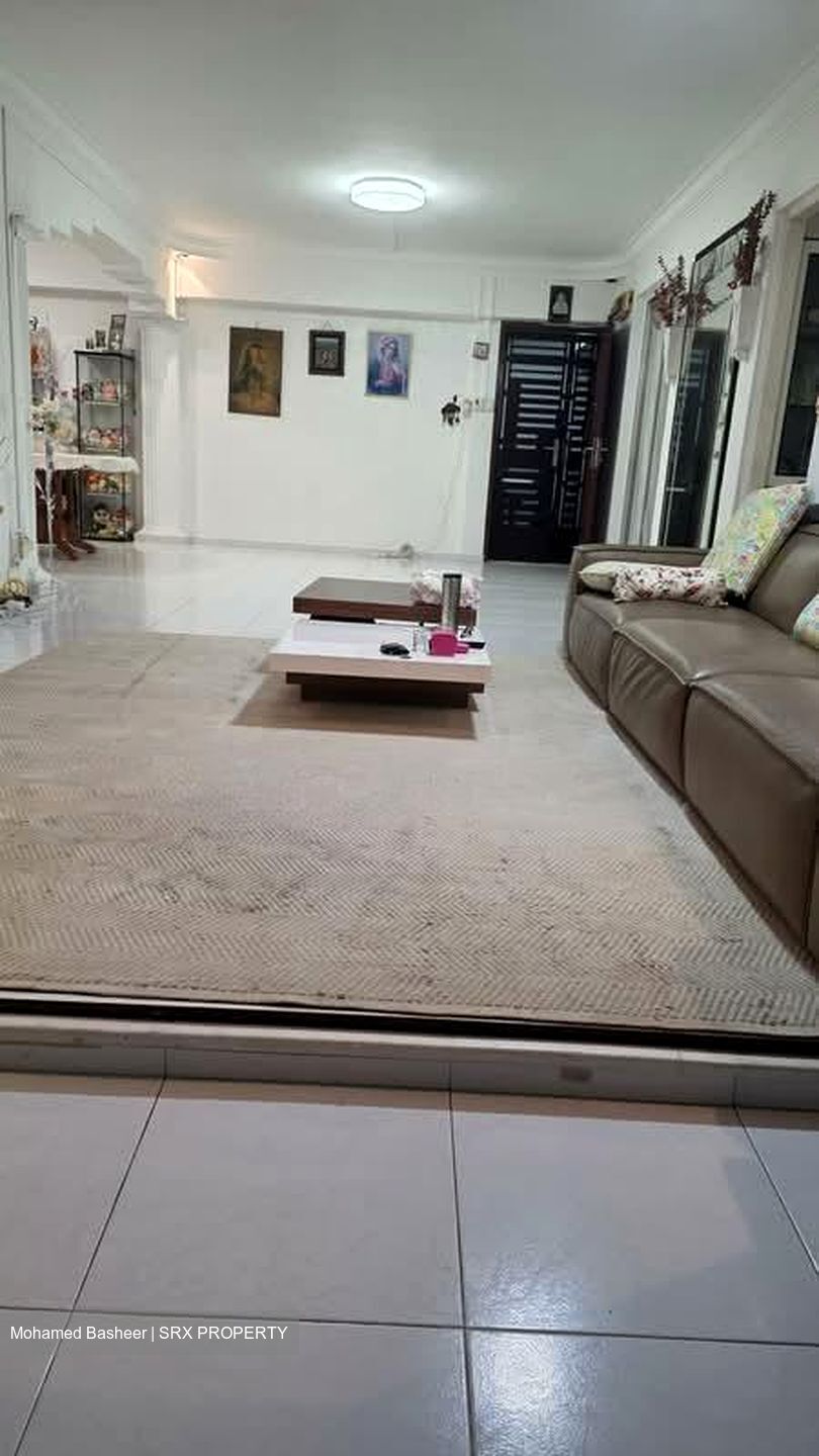 Blk 230J Tampines Street 21 (Tampines), HDB Executive #574030191